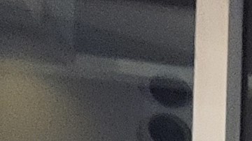 Los hermanos Reyes plasmaron en las camisetas de los Devils de Nueva Jersey un arte abstracto y llamativo. /Juan Alberto Vázquez