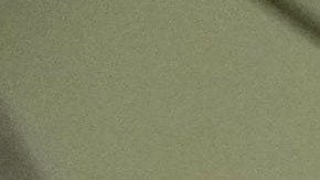 El alcalde, Eric Adams firmando la nueva ley de hoteles seguros