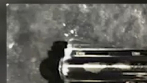 Arma del sospechoso recuperada en la escena por NYPD.