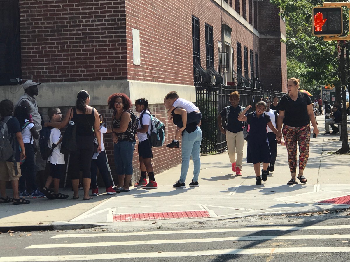 Voto Latino denuncia que millones de estudiantes latinos están en riesgo por los recortes en educación