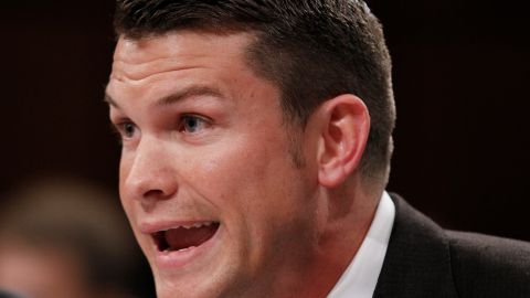 Pete Hegseth, nominado de Trump al Departamento de Defensa