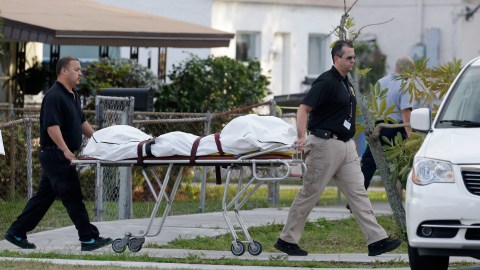 Escena criminal en Hallandale Beach, Florida