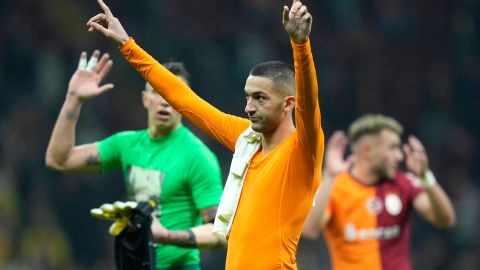 Hakim Ziyech luego de un partido de la UEFA Champions League.