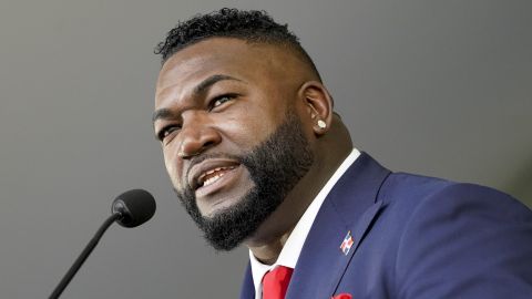 David Ortiz durante su discurso de inducción al Salón de la Fama del Béisbol.