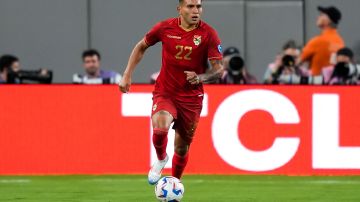 Héctor Cuéllar durante un encuentro en Copa América.