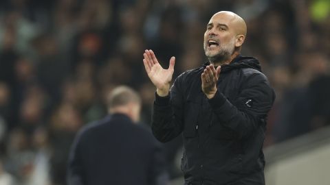 Pep Guardiola renovó su contrato por un año con el Manchester City