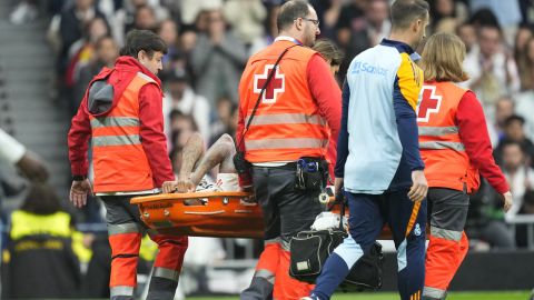 El brasileño Eder Militao fue el último en lesionarse de gravedad.