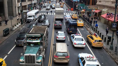 Con un cargo base de $9 dólares, reducirá el tránsito vehicular en las zonas con más circulación de Manhattan, al menos en un 10%.