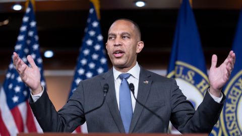 Hakeem Jeffries es el líder de la minoría demócrata en la Cámara