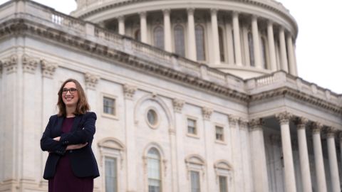 Sarah McBride, primera legisladora transgénero en la Cámara federal