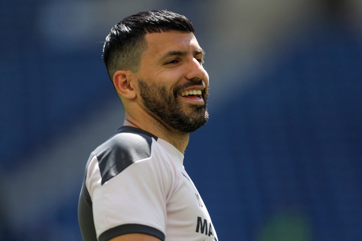 Fan acusa a Sergio ‘Kun’ Agüero de correr a un niño de un estadio por pedirle una foto