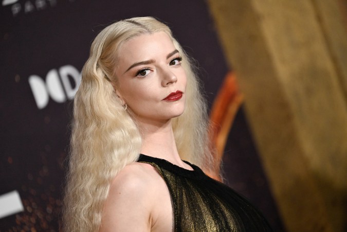 Anya Taylor-Joy no dio el nombre del dueño de la casa donde se hospedó.