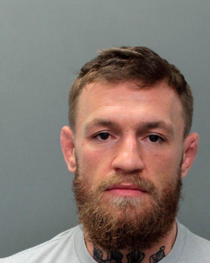 Esta foto proporcionada por el Departamento de Correcionales y Rehabilitación de Miami-Dade muestra a Conor McGregor. Un informe de la policía de Miami Beach indica que McGregor fue detenido el lunes 11 de marzo de 2019 y acusado de robo. (Miami-Dade Corrections and Rehabilitation Department vía AP)