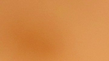 Los espaguetis se deben cocinar completos sin romperlos a la mitad.