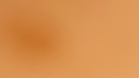 Los espaguetis se deben cocinar completos sin romperlos a la mitad.