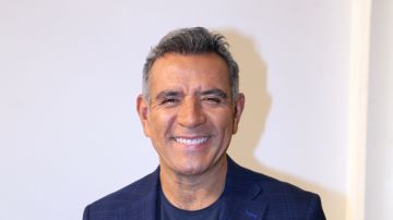 Héctor Sandarti, presentador guatemalteco de televisión.