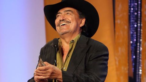 Joan Sebastian murió el 13 de julio de 2015 en Teacalco, México.