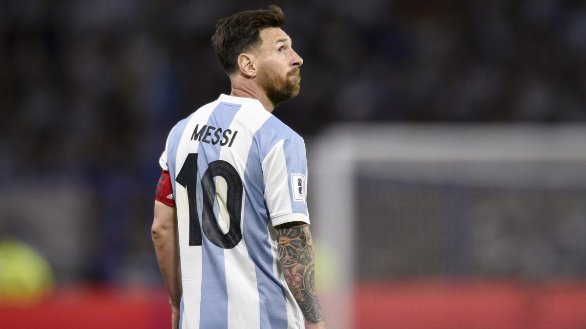 Messi se hace viral por encuentro con empleado en gasolinera: “Le llené el tanque a Dios”