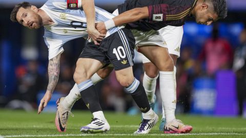 Lionel Messi ante Perú.