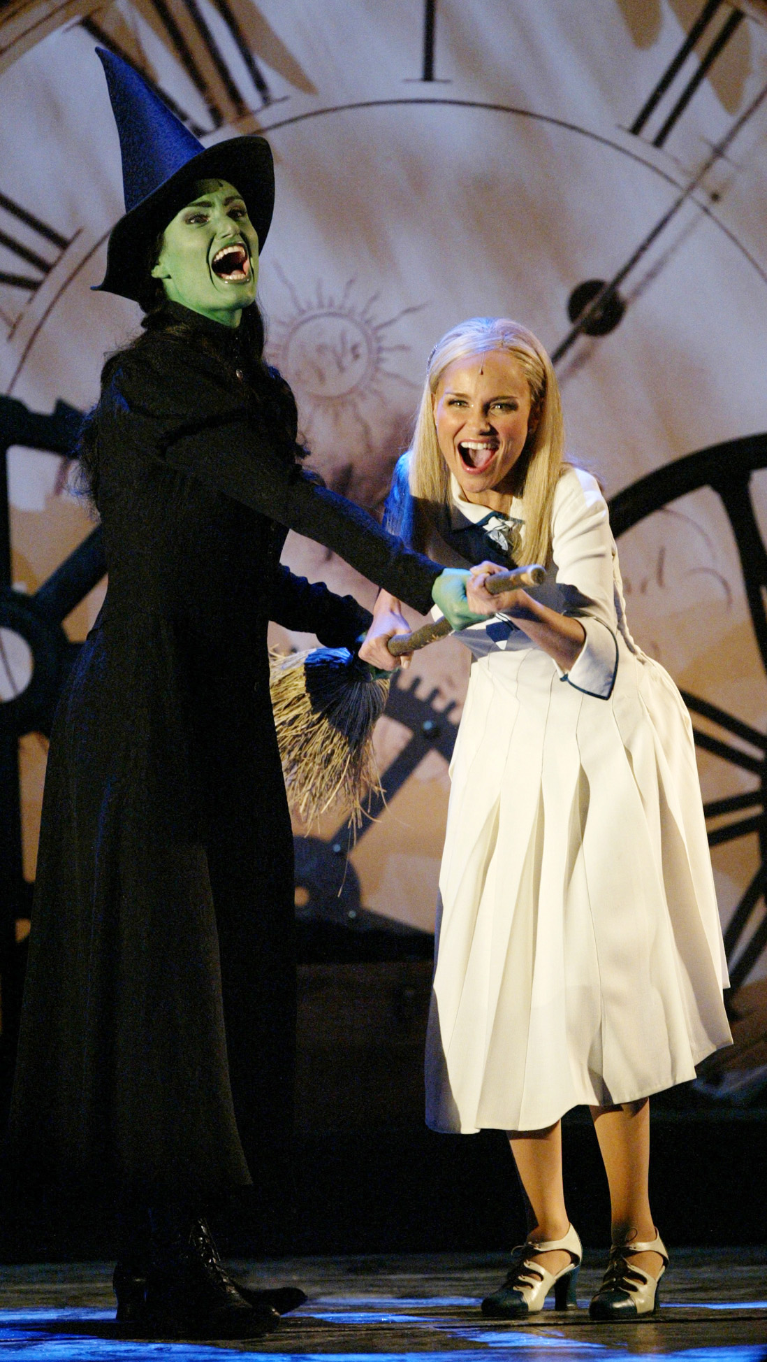 Idina Menzel y Kristin Chenoweth fueron las actrices originales de "Wicked".