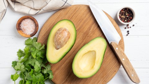 El aguacate es sensible a los procesos de oxidación por el cambio de temperatura.