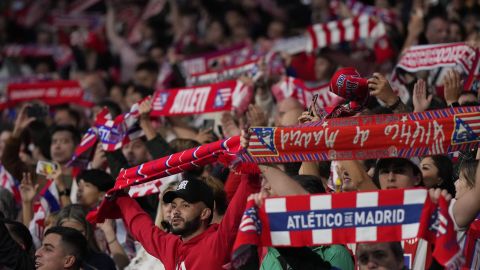 Hinchas del Atlético de Madrid durante un partido de Champions League.