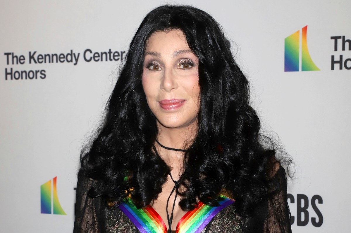 Cher revela que su ex esposo Sonny Bono pensó seriamente en matarla