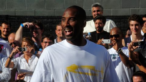 Kobe Bryant durante una clínica de baloncesto en Barcelona, España, en 2010.