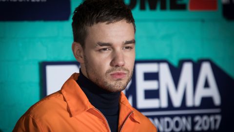 Liam Payne cayó de su balcón y murió en el instante.