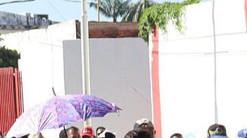 Migrantes en frontera sur de México apresuran trámites previo a comicios en EE.UU.