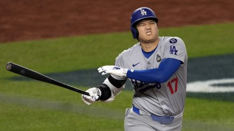 Shohei Ohtani durante el juego 5 de la Serie Mundial ante los New York Yankees.