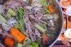 Las sobras de pavo son ideales para hacer sopas en combinación con otros ingredientes.