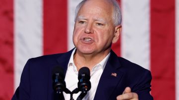 Tim Walz afirma que su fe en Estados Unidos se restableció: "Es democracia"