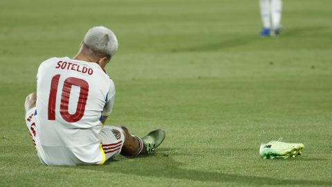 Yeferson Soteldo al final del partido entre Chile y Venezuela.