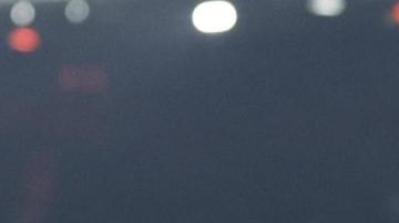 Santiago Gimenez durante un partido de la UEFA Champions League.