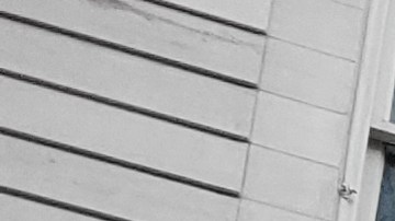 Activistas, funcionarios y líderes comunitarios alzaron ayer su voz de protesta en el Día Del Migrante para presionar al alcalde Eric Adams contra las medidas antiinmigrantes de la administración Trump. /Juan Alberto Vázquez