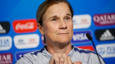 Jill Ellis fue nombrada por la FIFA como la nueva directora general de fútbol.