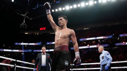 Dmitry Bivol está enfocado en derrotar a Artur Beterbiev en el 2025.