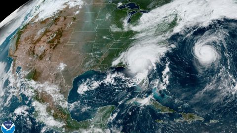 Los especialistas del Servicio Meteorológico Nacional alertan que viajar será difícil desde el jueves hasta el viernes debido a que la nevada reduce en gran medida la visibilidad.