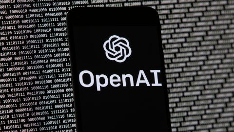 OpenAI y su socia, la gigante Microsoft, afrontan varias demandas de medios y publicaciones, entre ellas el propio New York Times, por violación de derechos de autor.