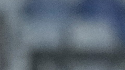 Che Adams (C) disputa un balón ante Empoli.