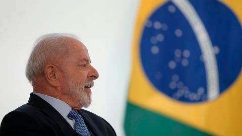Lula no podrá tener viajes internacionales.
