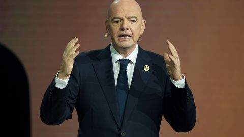 Gianni Infantino oficializó a Arabia Saudita como sede del Mundial 2034.