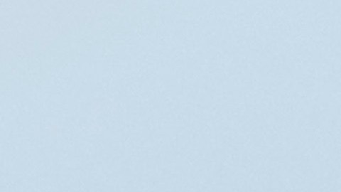 Ciudadanos sirios ondean la bandera revolucionaria y gritan consignas mientras celebran el segundo día de la toma de la ciudad por parte de los insurgentes en Damasco.