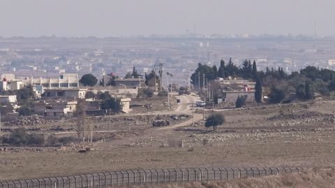 Autoridades de Israel negaron avance hacia Damasco.