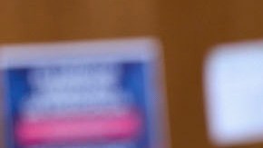 Sebastián Zapeta, acusado de prender fuego a una mujer dentro de un tren del metro, comparece ante un tribunal de Nueva York.