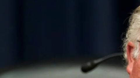 Billy Long fue designado por Trump como director de IRS.
