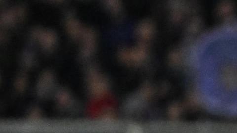 Edoardo Bove de la Fiorentina en acción durante el partido de fútbol de la Serie A italiana entre la ACF Fiorentina y el Inter de Milán, en Florencia, Italia, el 01 de diciembre de 2024. El partido fue suspendido después de que Edoardo Bove de la Fiorentina sufriera una lesión grave a los 16 minutos de juego. (Italia, Florencia) EFE/EPA/CLAUDIO GIOVANNINI