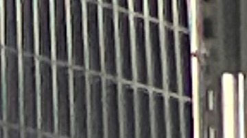 Migrantes piden que los saquen de 'Floyd Bennett'