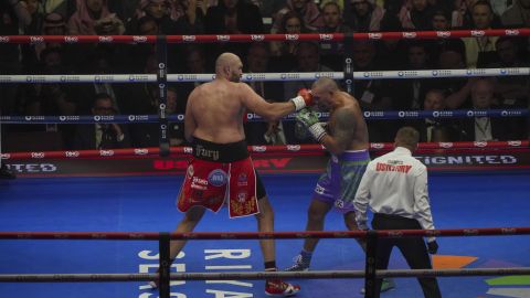 Tyson Fury vs. Oleksandr Usyk.